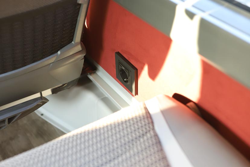 Автобус компании Begoo